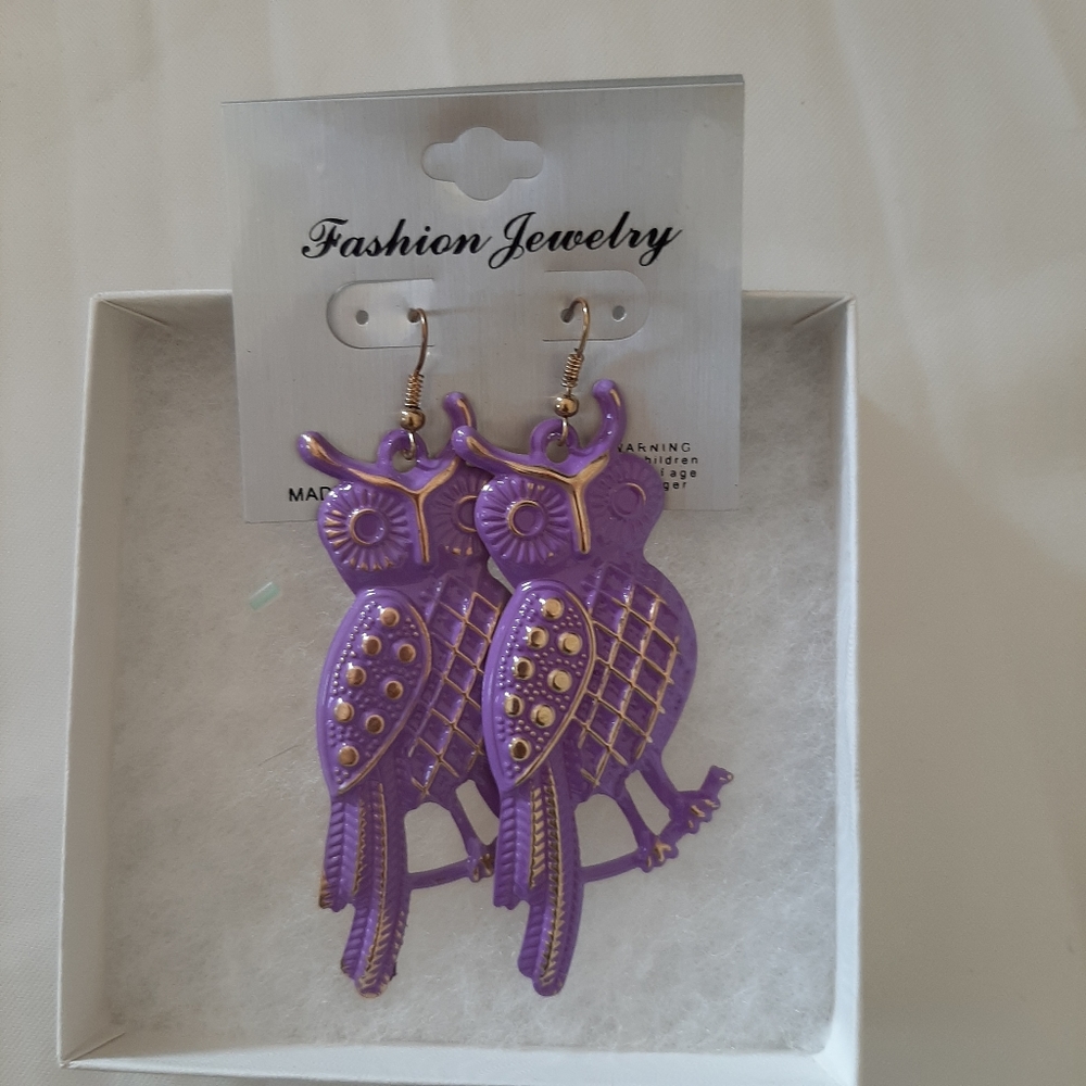 Owl 🦉 earrings. Fashion jewelry.